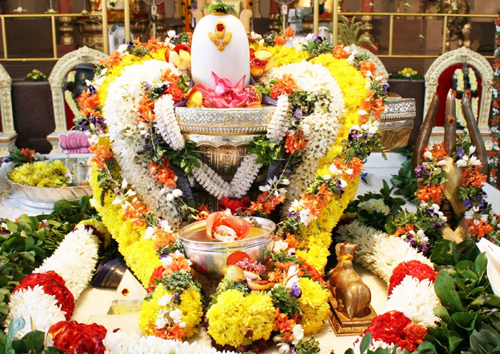 Abhishekam the Shiva deity with the following is considered fruitful. Milk gives long life ... Some of the common items used for Shiva Abhisheka are 1. Curd 2. Milk 3. Honey, ABISHEKA NAME - ITS EFFECTS PANCHAGAVYAM 